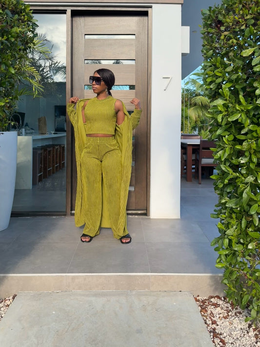 Summer Falls three piece textured set